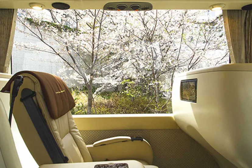 夢のような感動体験が待っている! ロイヤルロード・プレミアムで優雅な旅へ