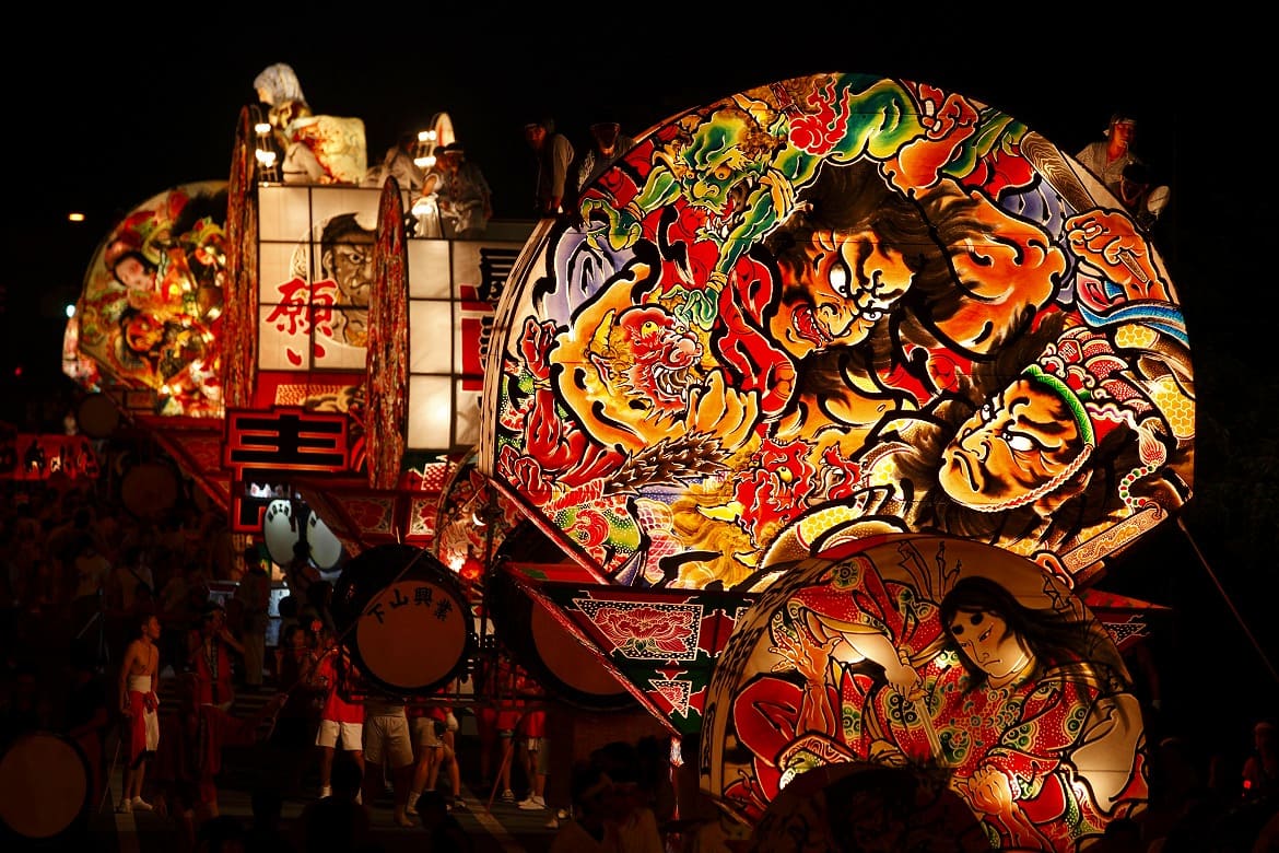 夏本番！「青森の3大ねぶた祭り」に熱狂しよう！青森、弘前、五所川原