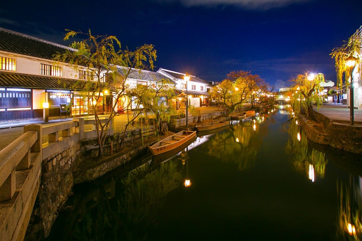 時代劇に迷い込んだような「倉敷美観地区」を散歩。紅葉も、美術館も