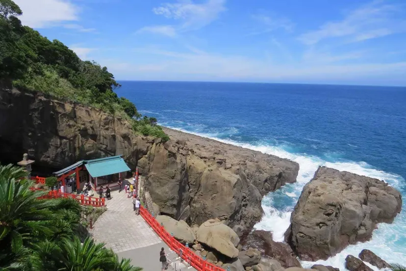 運気上昇！？宮崎・日南海岸の絶景と神秘のパワースポットで癒され旅