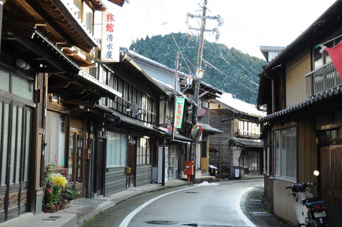 岐阜 県 金山 町
