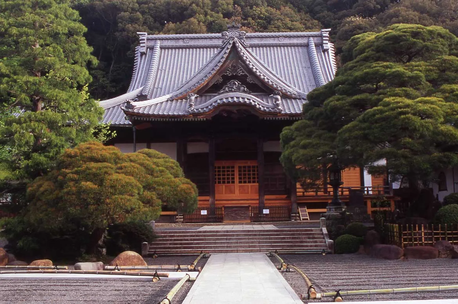 伊豆・修善寺温泉を散策！源氏ゆかりの地を満喫しよう | ドライブ・旅行 | カーライフ・カー用品サイトMOBILA（モビラ）