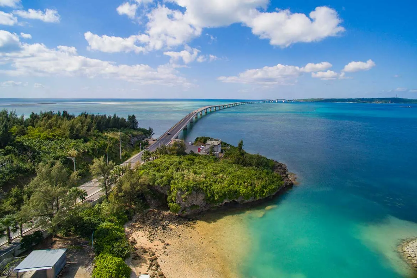沖縄の離島・宮古島で過ごす癒し時間。大自然を感じる旅へ出かけよう
