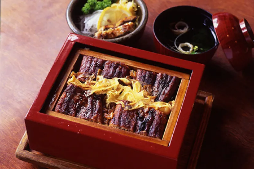 【100年フード】蒲焼きうなぎの旨味が染み込んだ、福岡県「うなぎのせいろ蒸し」