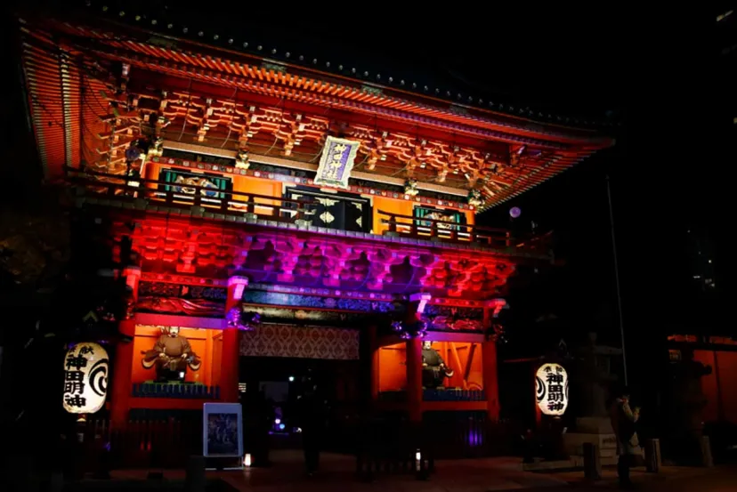 神田明神にて野点(のだて)イベント『神田明神紅葉夜野点 光の野点舞台～明神銀杏茶会～』11/27まで