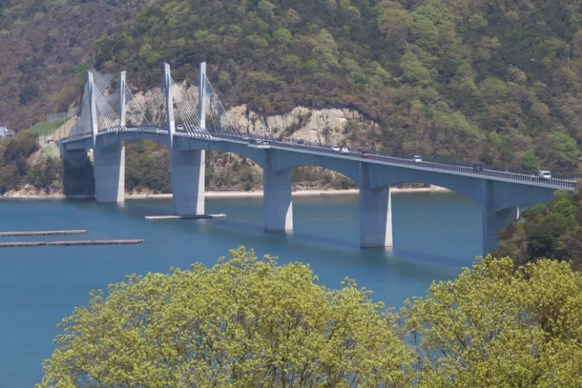 岡山・日生ドライブ ｜ 日本のエーゲ海を行く！絶景とB級グルメを楽しむ