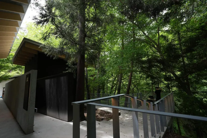 食とアートと景色で心を満たす、群馬県四万温泉の玄関口に新施設「THE LOOF」オープン