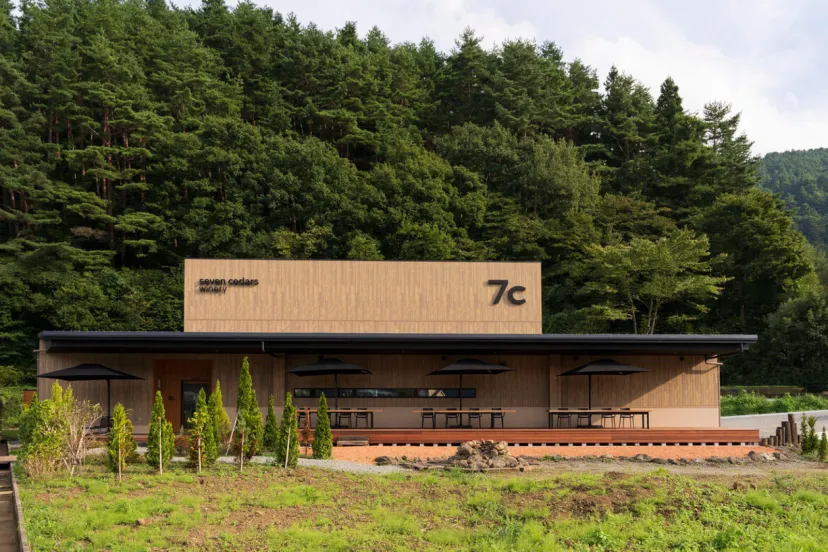 日本初のワイナリーヴィラ「7c villa &#038; winery」オープン！山梨でワインと食と非日常空間を堪能