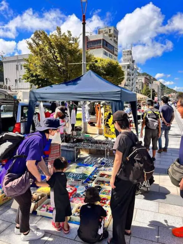 【福岡県・北九州市】新しい形の蚤の市「門司港カーブーツ」で気分はトレジャーハンター