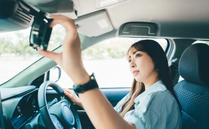 長距離運転が楽しくなる！正しい運転姿勢・ミラー合わせ・小休憩の取り方を完全解説
