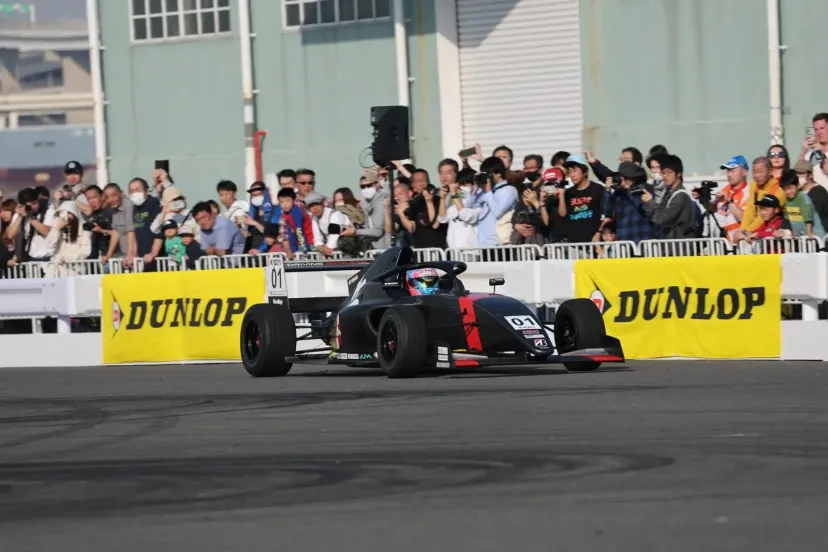 【神奈川県・横浜市】モータースポーツの臨場感を⽬の前で！「JAF モータースポーツジャパン2026」開催