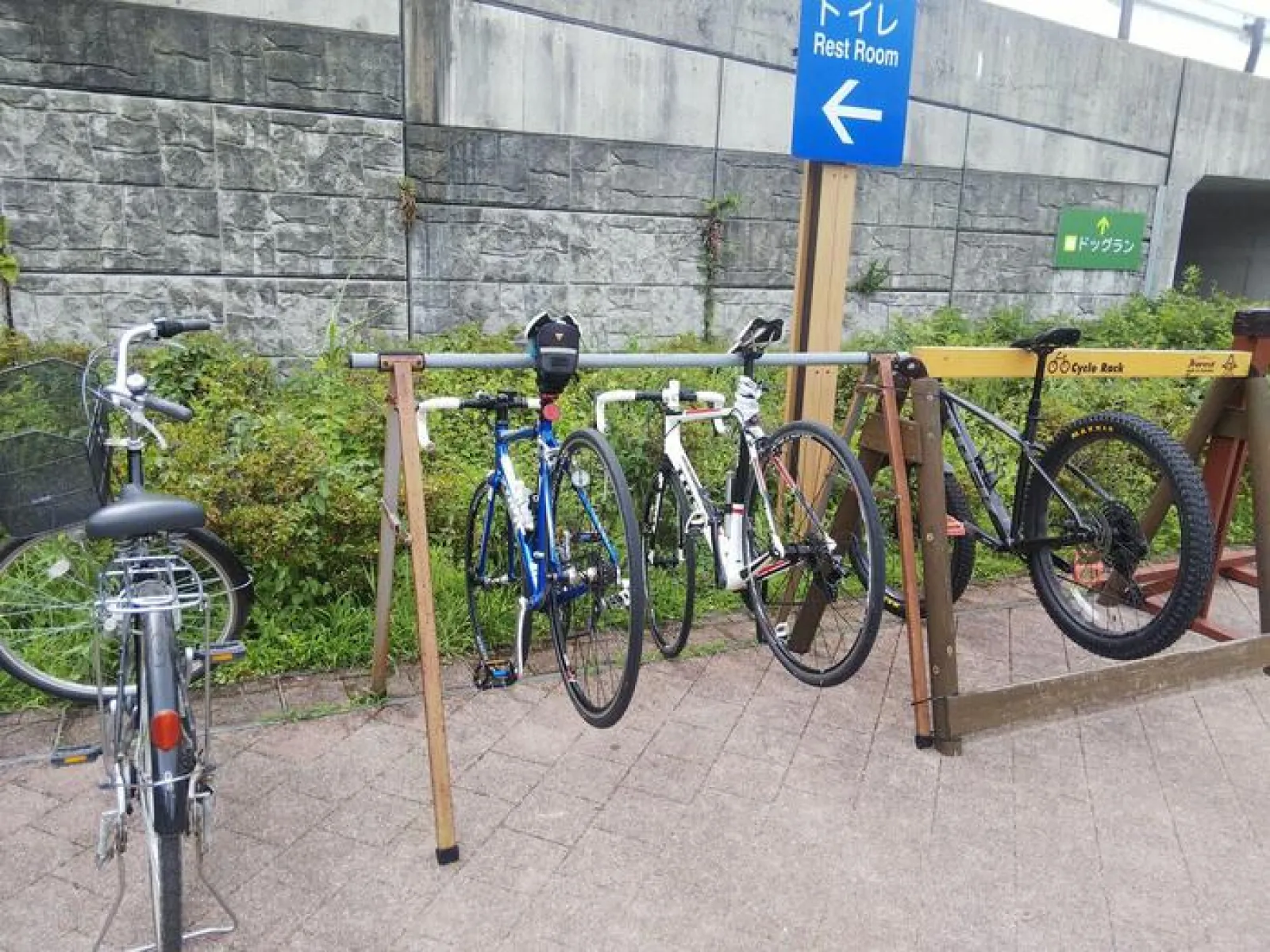 道の駅「すばしり」で休憩