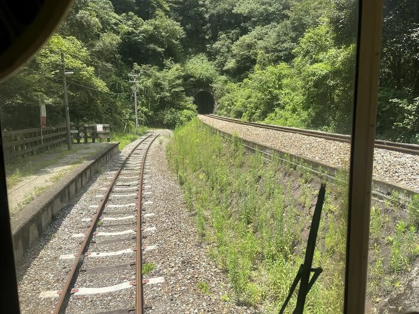 スイッチバックで有名な秘境駅