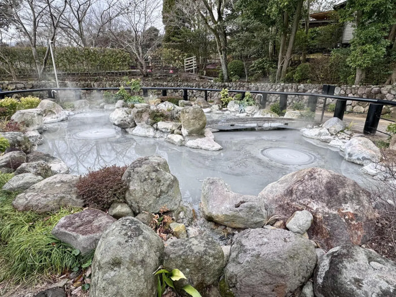 別府地獄めぐり　鬼石坊主地獄