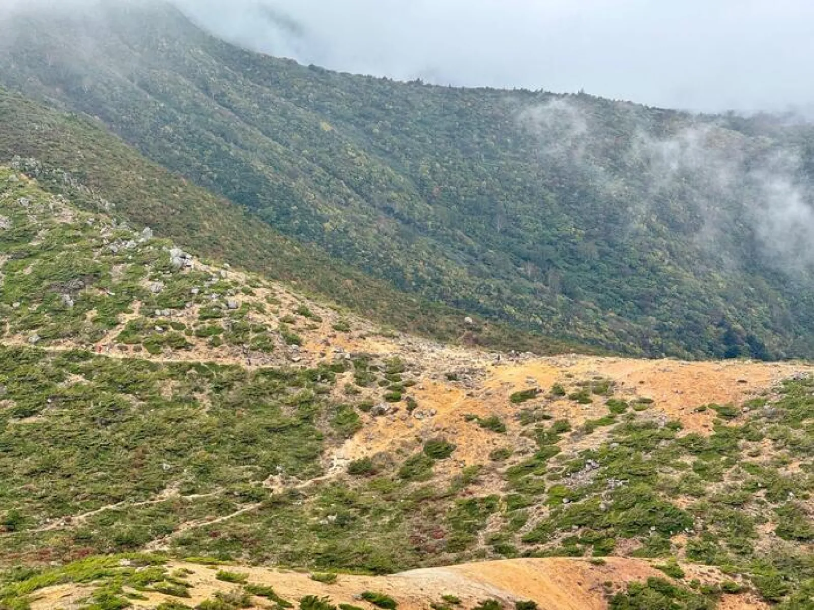安達太良山　登山道