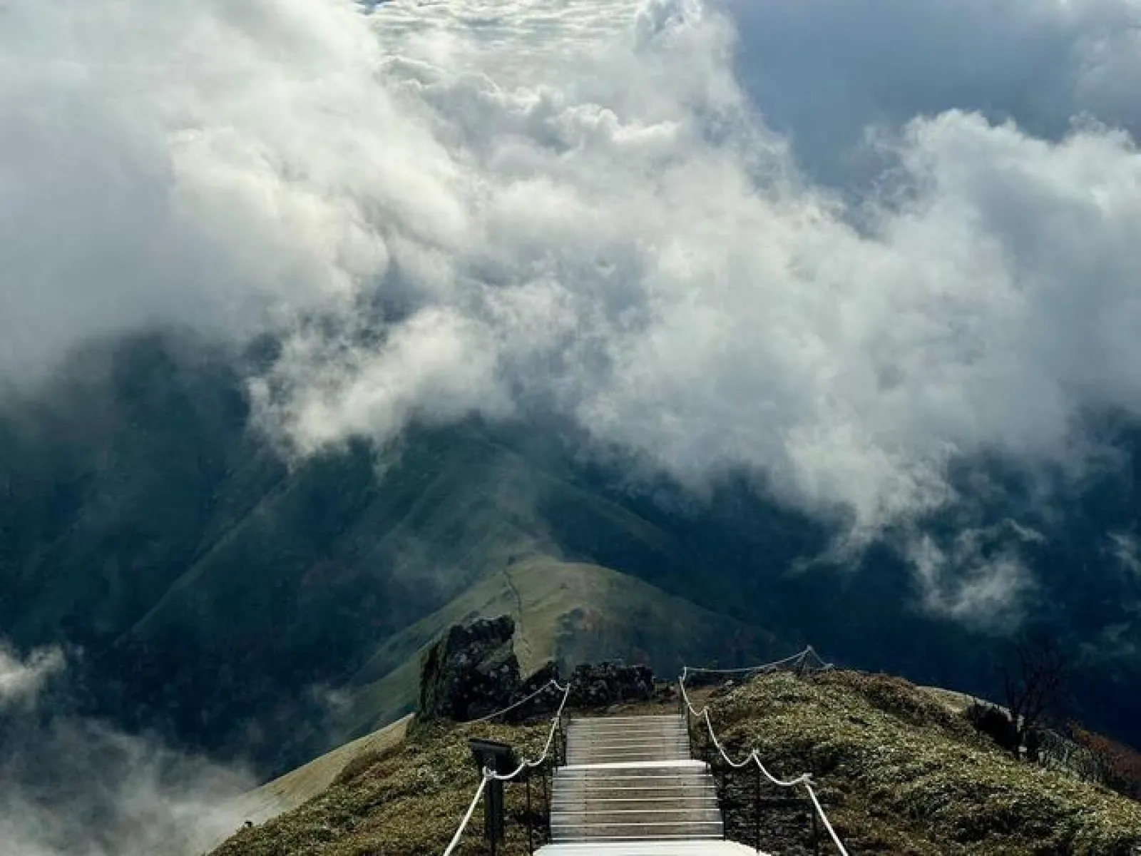 剣山　山頂　次郎笈