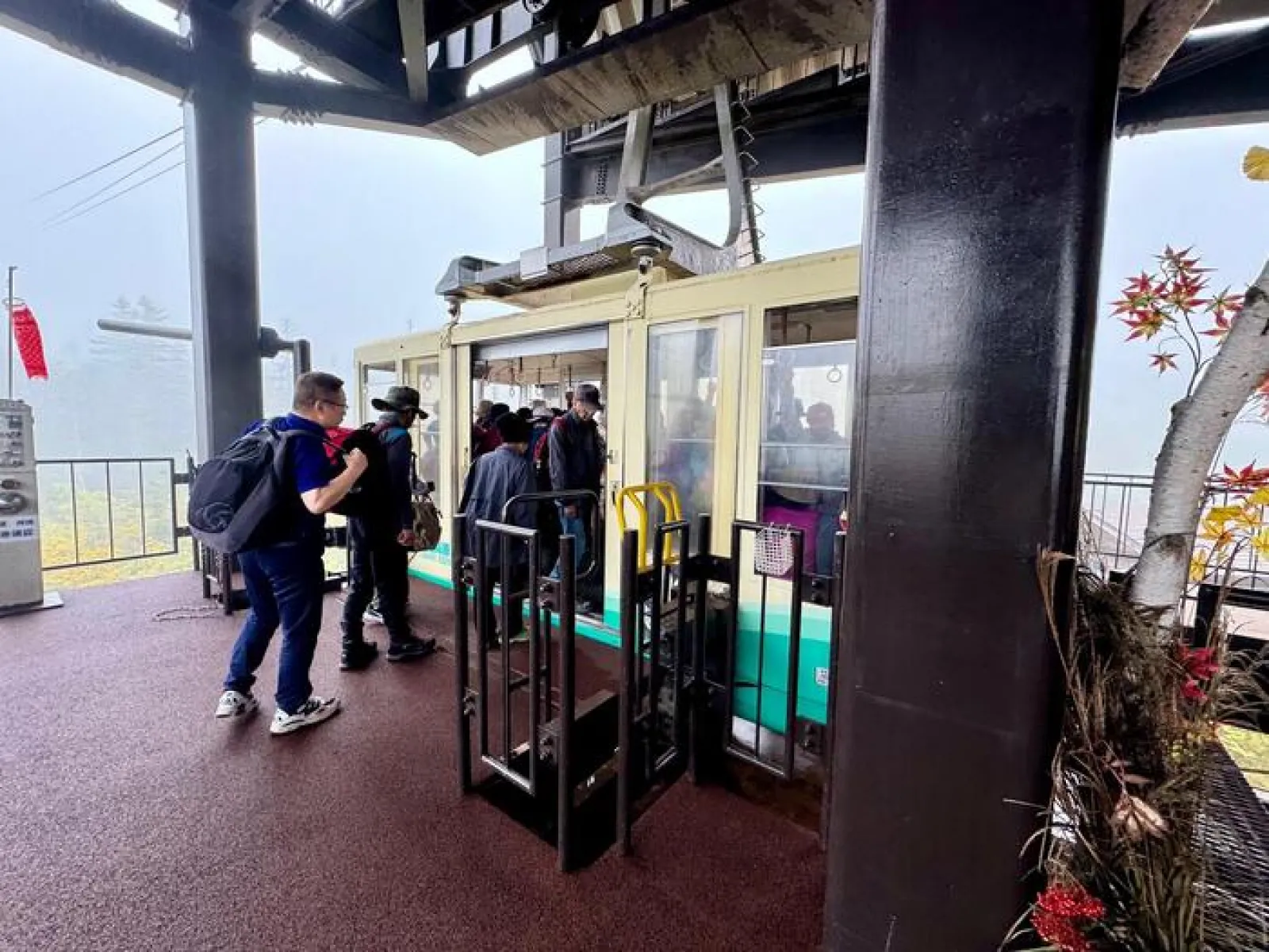 栂池自然園　ロープウェイ
