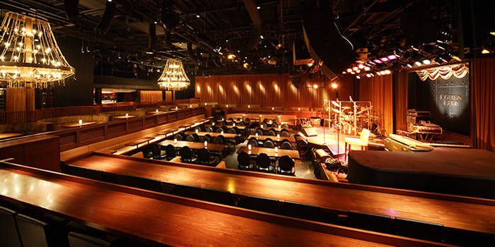 音楽と美食で大人のたしなみを。音楽を愛する大人が集うライブ