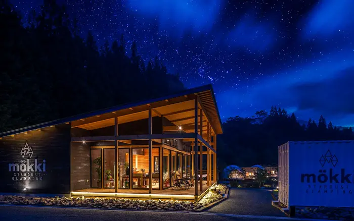 阿智村の新しいグランピング「mökki STARDUST GLAMPING」星空の下で贅沢なひとときを！