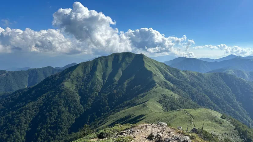  徳島県の日本百名山、剣山を登る旅