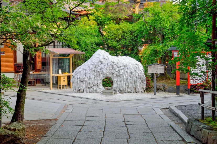 【2026年最新】 復縁に効くと噂の縁結び神社7選