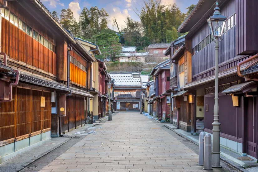 【石川県で1泊2日の女子旅 - DAY2】現代アートの美術館や日本情緒溢れる街並み散策！金沢を満喫するコース