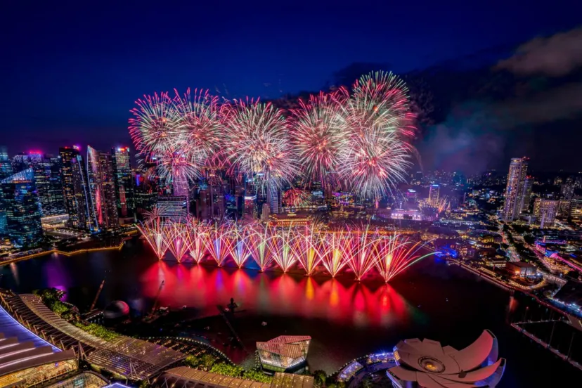 7月のシンガポールでマリーナ・ベイの花火を楽しもう！ナショナルデーの"プレビュー"が穴場