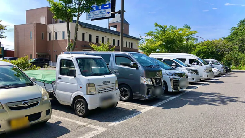 コインパーキングは利用しやすい?!知っておくべき車中泊できる場所と利用時の注意点