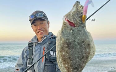 遠州灘のサーフルアー釣りで本命ヒラメに30cmメッキを手中【静岡・福田