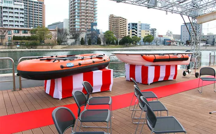ホープボートが北九州市に救命ボート2艇を寄贈 救助のデモンストレーションも実施