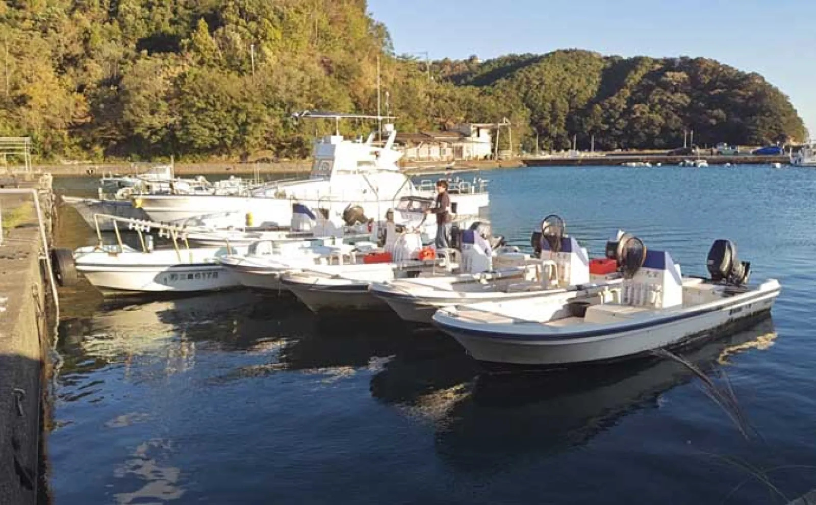 「1kg超え大型アオリイカ連発！」キャスティングエギングでシャロー攻略のコツを実釣解説【三重】