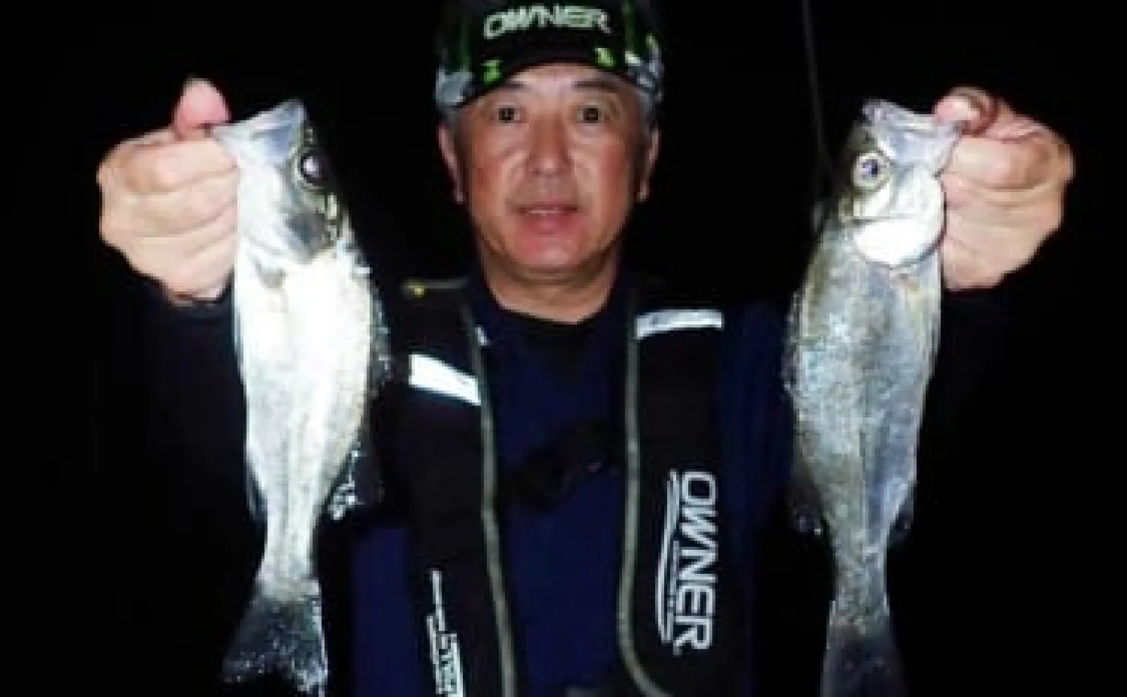 電気釣り 波止での電気ウキ釣りでヒラ＆マルセイゴを連打【熊本・上天草】明暗部
