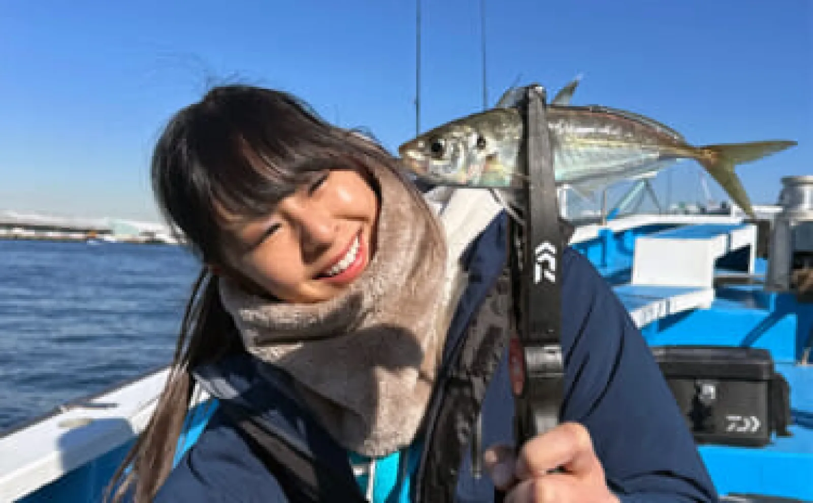 東京湾バチコンアジングが面白い！」25cm級アジの入れ食いを堪能【渡辺
