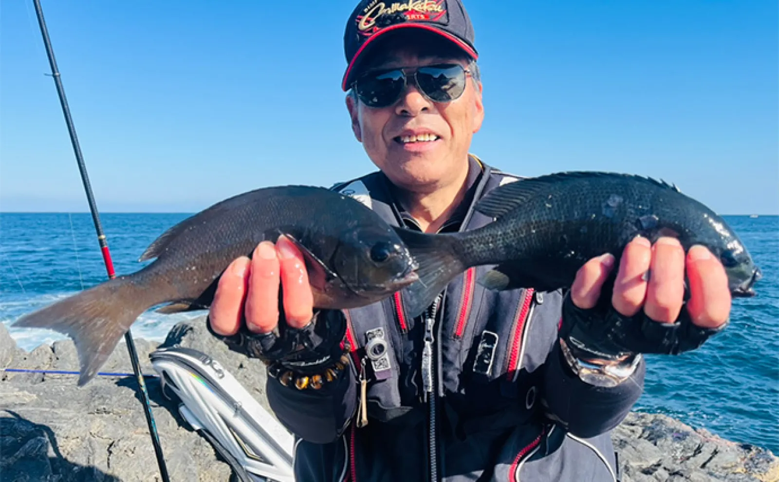 沖磯フカセ釣りで37cmクロを好捕！【大分・大和丸】30cm級クロは入れ