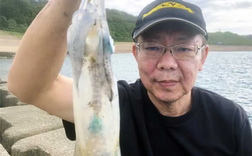 「30分限定!」のサーフエギングでアオリイカ2匹がヒット【波松海岸・福井】