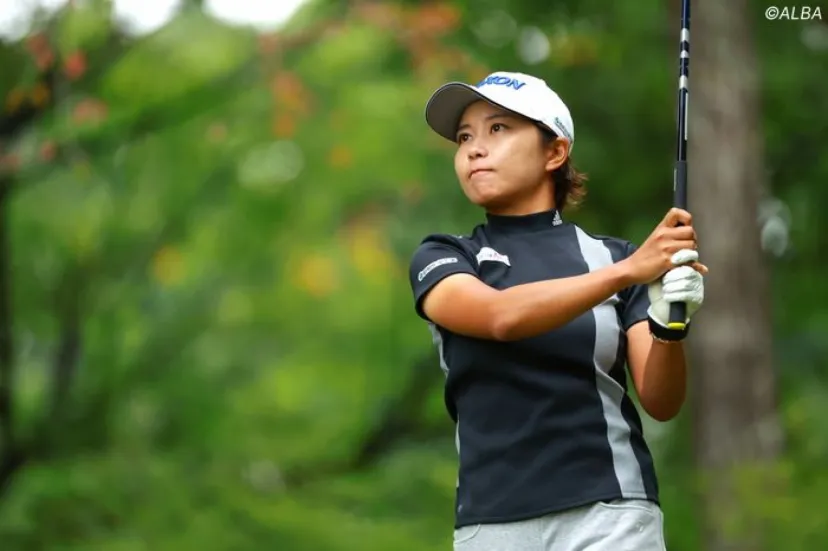 
				今季2勝を挙げている佐渡山理莉　“自分は自分”と気持ちを新たにプロテスト5度目の挑戦へ【マイナビ ネクストヒロインゴルフツアー】
			