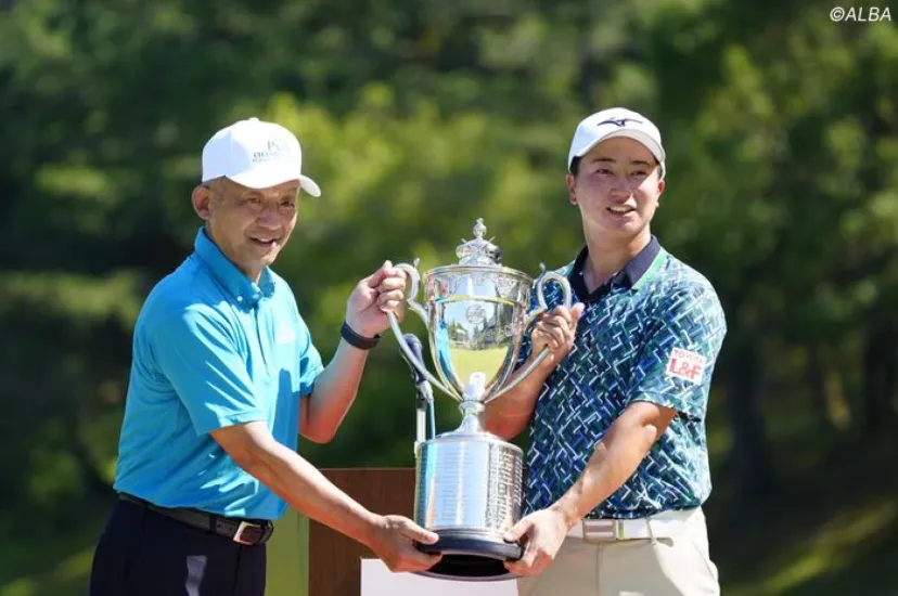 
				メジャー初制覇の杉浦悠太が68人抜き　松山英樹13位【男子世界ランキング】
			
