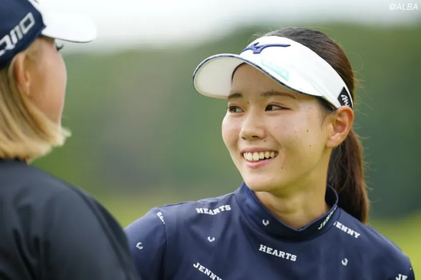 
				18歳ルーキーの村田歩香ら3人が首位発進　原英莉花は1差4位
			