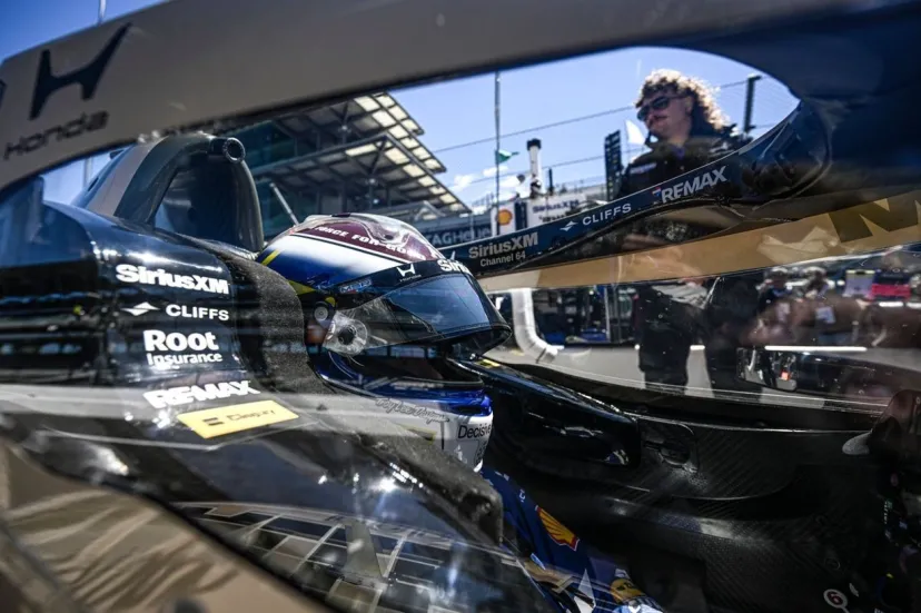 予選前最後のプラクティス『ファストフライデー』、最速はローゼンクヴィスト。佐藤琢磨も4番手につける