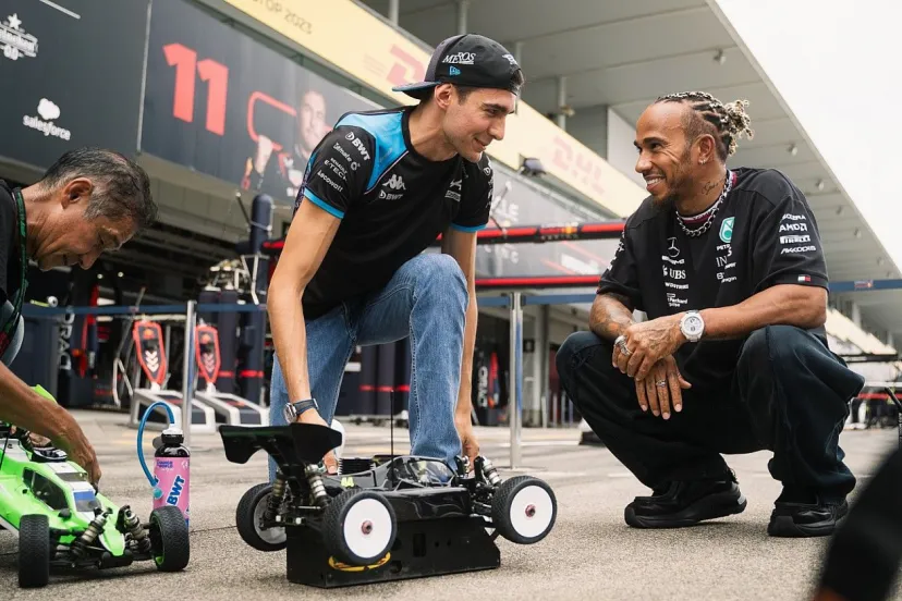 レッドブルF1の日本GP限定キャップが発売。大胆にもカタカナで