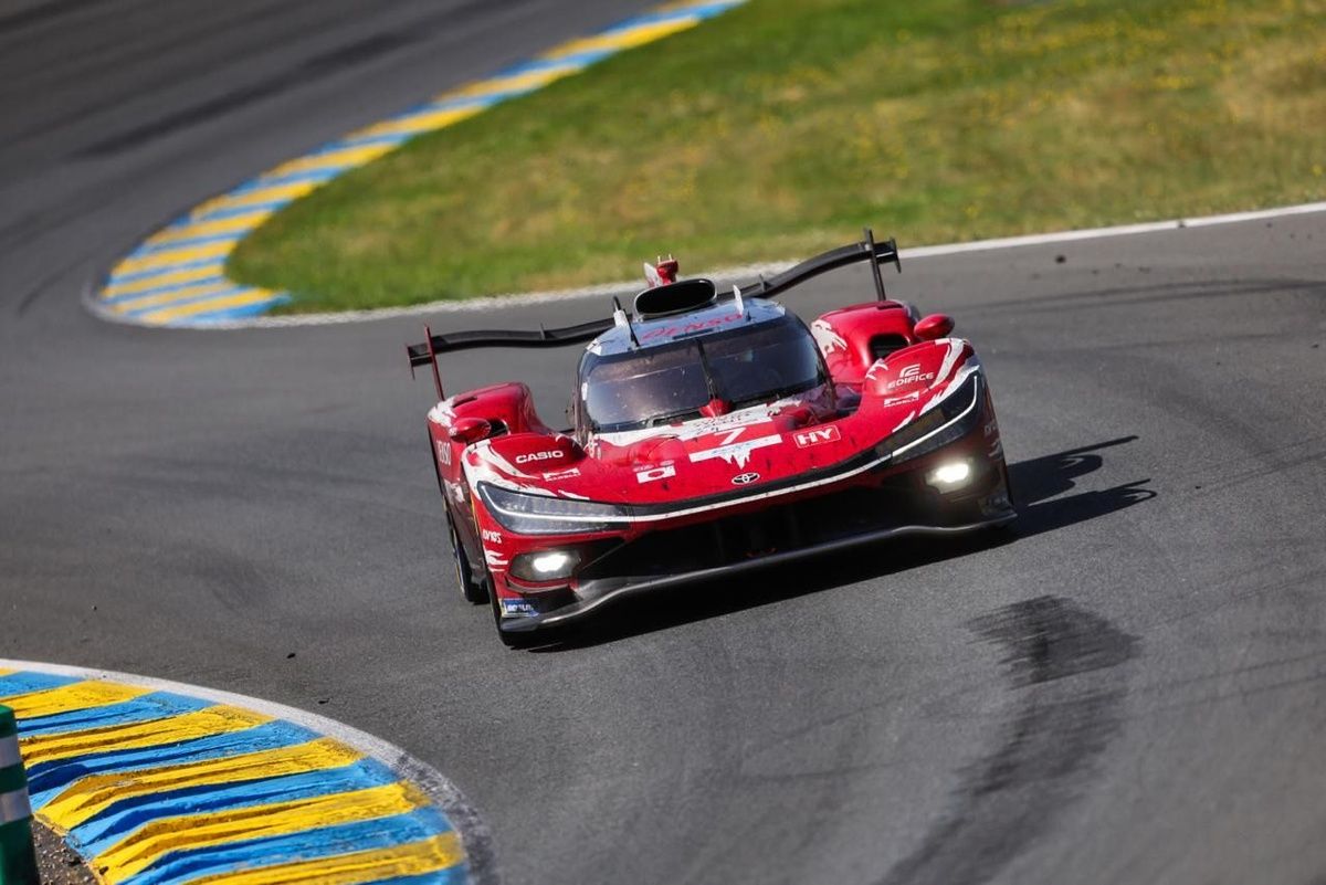 7-toyota-racing-toyota-tr010-h
