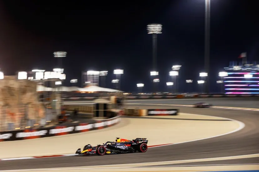 Q1全車のタイム差は1秒！　超激戦の開幕戦予選はフェルスタッペンがポールポジション獲得。角田裕毅11番手｜F1バーレーンGP予選速報