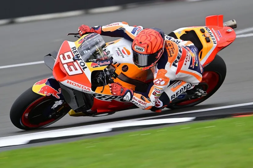 ラスト即発送可 Repsol レプソル マルケスレプリカツナギ海外製EURO48