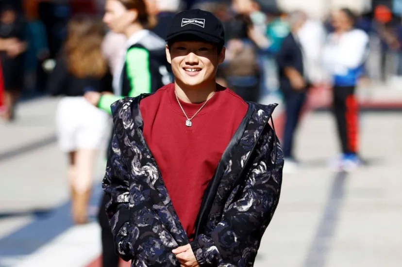 角田裕毅、オリジナルのアパレルブランドを立ち上げ。ブランド名はパーソナルナンバーゆかりの『Venti Due』