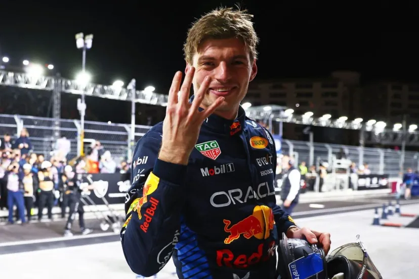 フェルスタッペンが2024年チャンピオンに輝く。これで4連覇！　優勝はラッセルでメルセデス1-2。角田も耐えのレースを凌ぎ9位入賞｜F1ラスベガスGP決勝