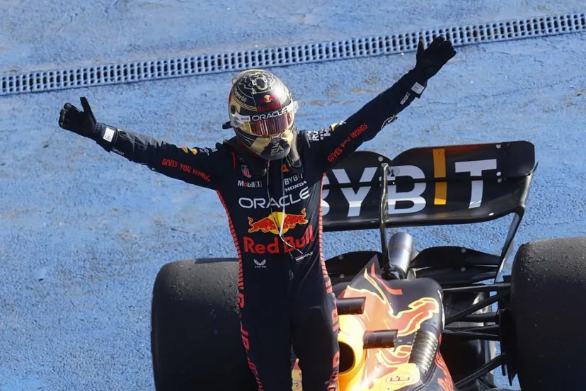 フェルスタッペンが圧巻の今季16勝目！　リカルドが大金星の7位。角田裕毅は入賞圏内走行も無念の接触で無得点｜F1メキシコシティGP決勝
