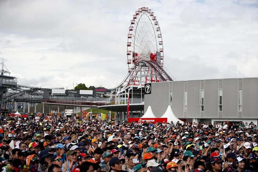 F1日本GP、決勝日は10万1000人が来場。累計22万を超える観客が鈴鹿サーキットに詰めかける