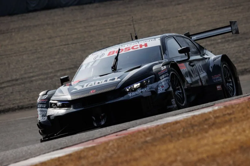 デビューの時が迫るホンダ シビック・タイプR-GT。鍵は“スイートスポット探し”？　山本尚貴「まだ良いところが見つかりそうなので、煮詰めていきたい」