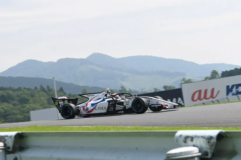 悩める名門TEAM IMPUL、チームが抱える課題を星野一樹監督が分析。富士テスト初日には車両スワップにもトライ