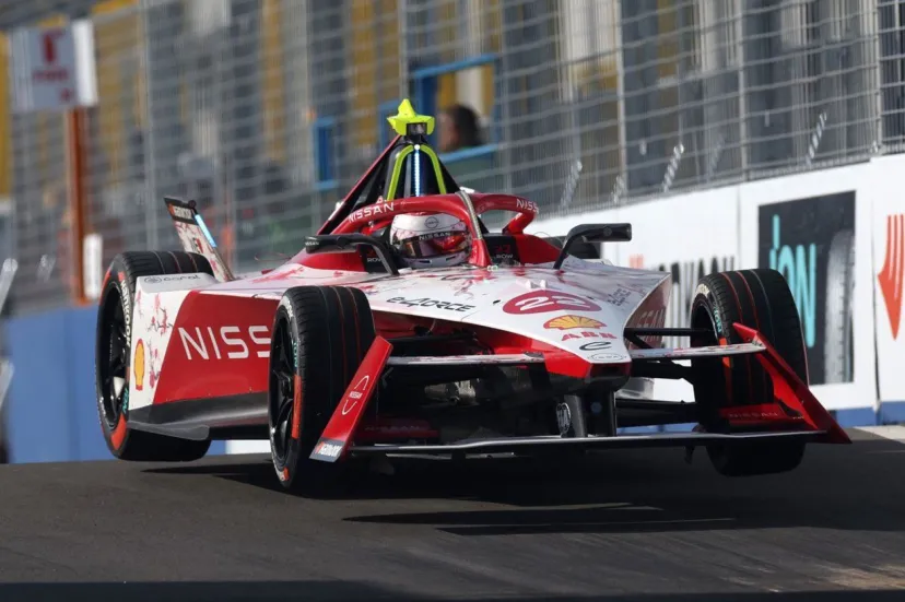 日本初開催フォーミュラEで日産がポールポジション！　好調ローランドが東京E-Prixを先頭からスタートへ